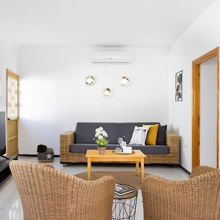 Holiday home Casa Maruca With Roque Nublo View