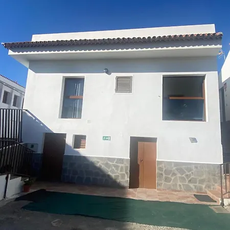 Holiday home Casa Maruca With Roque Nublo View *